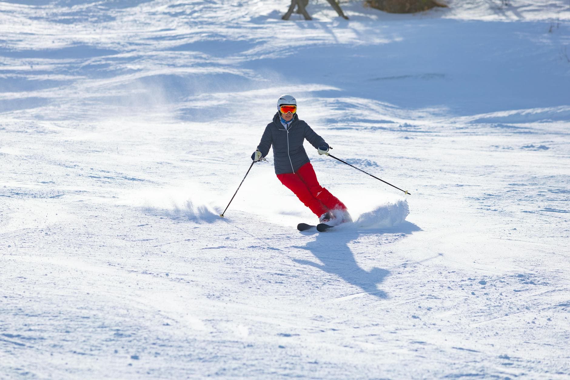10 Après-Ski Essentials to Nail Alpine Style