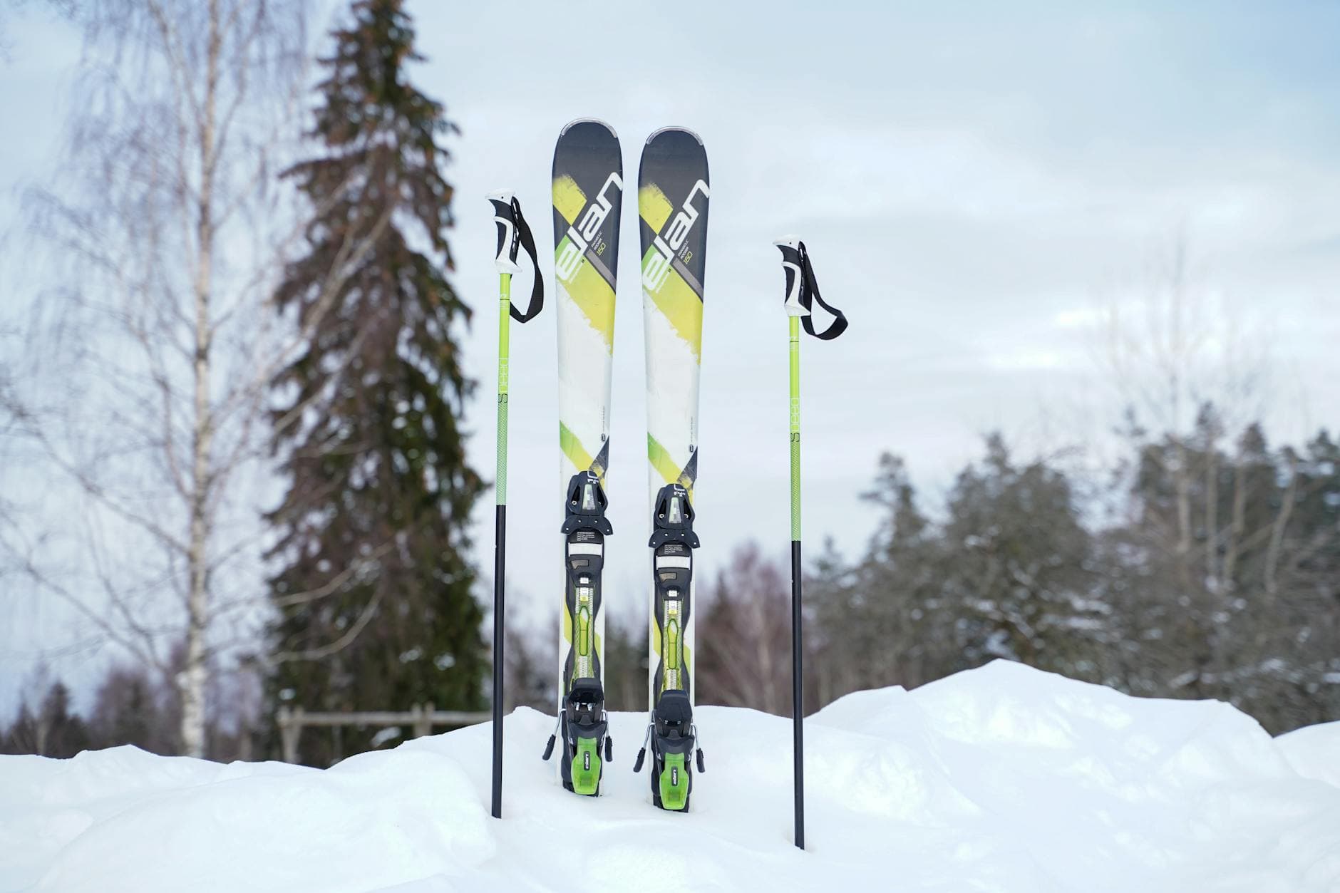 Best Ski and Snowboard Gear Reviews | Honest Buyer's Guide