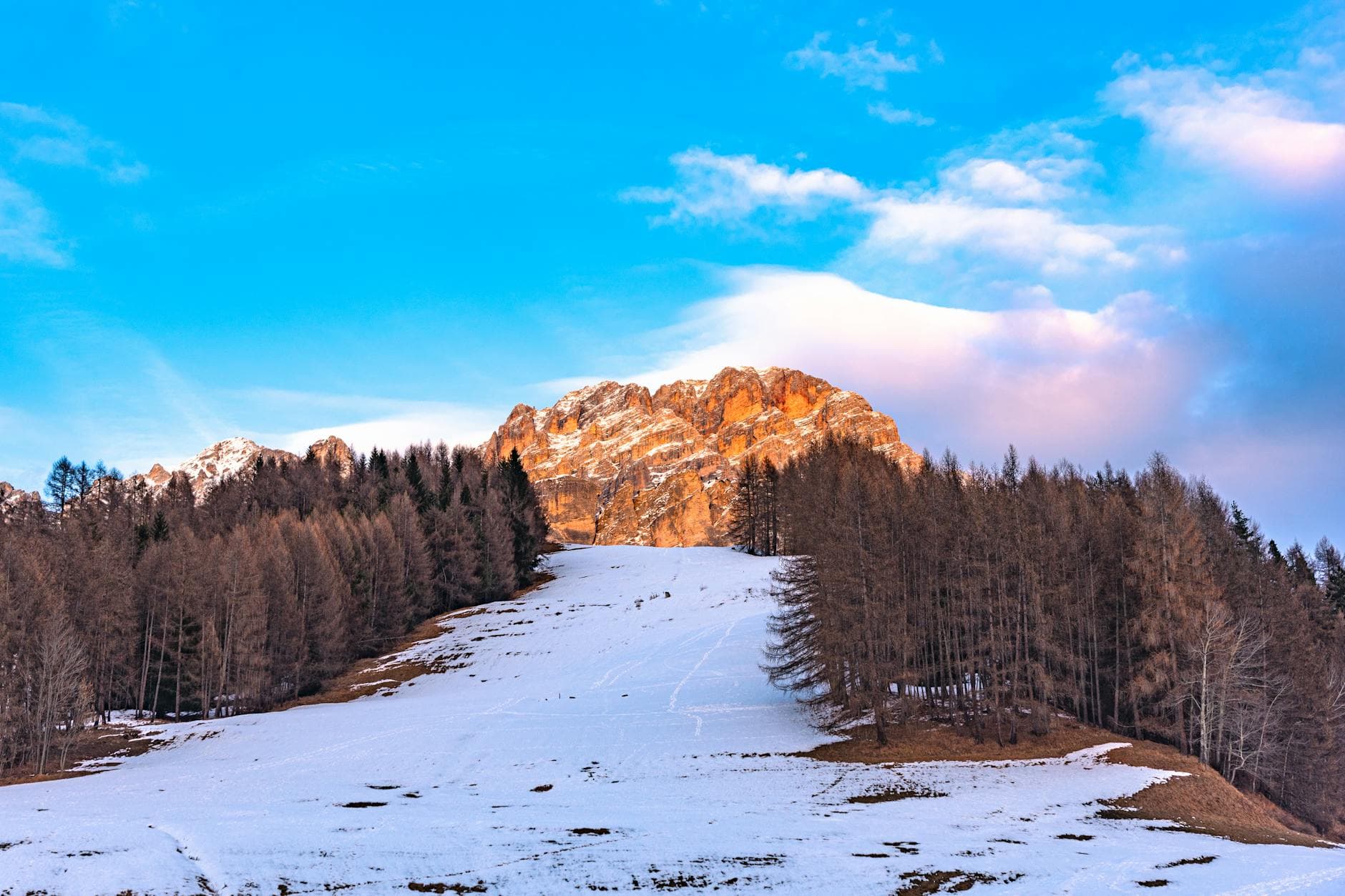 Cortina d’Ampezzo Travel Guide - Best Things to Do, Skiing & the Dolomites
