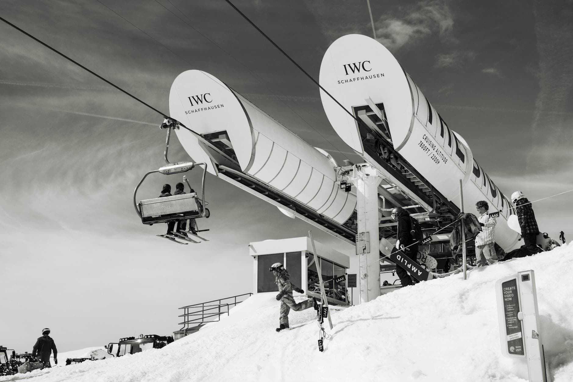 Top Family-Friendly Ski Resorts in France for Peak Midwinter Getaways